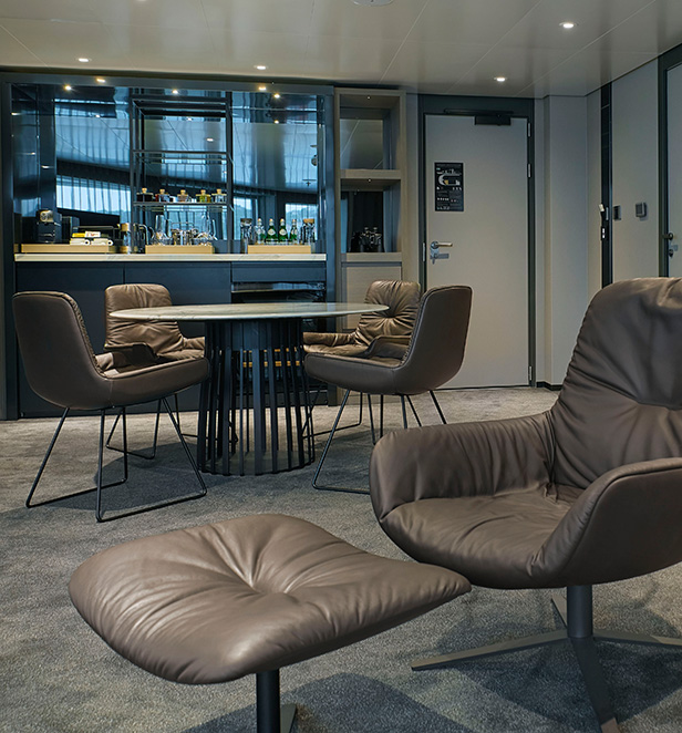 Separate Dining and Lounge Area