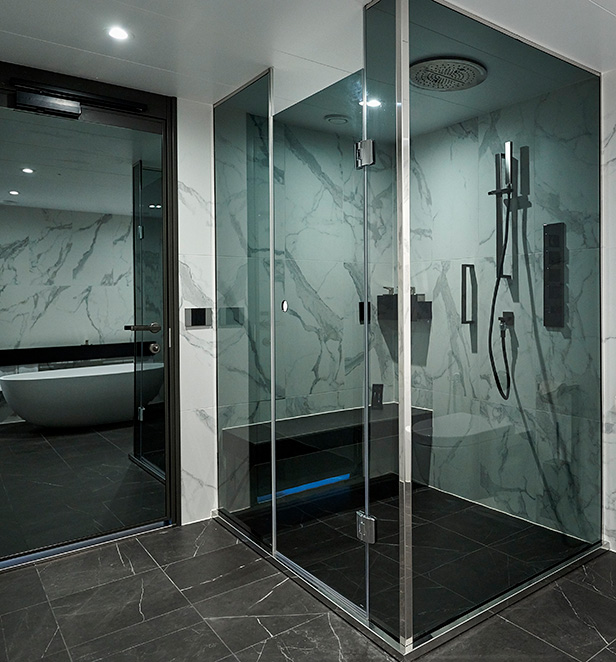 Luxurious Bathroom with Bath