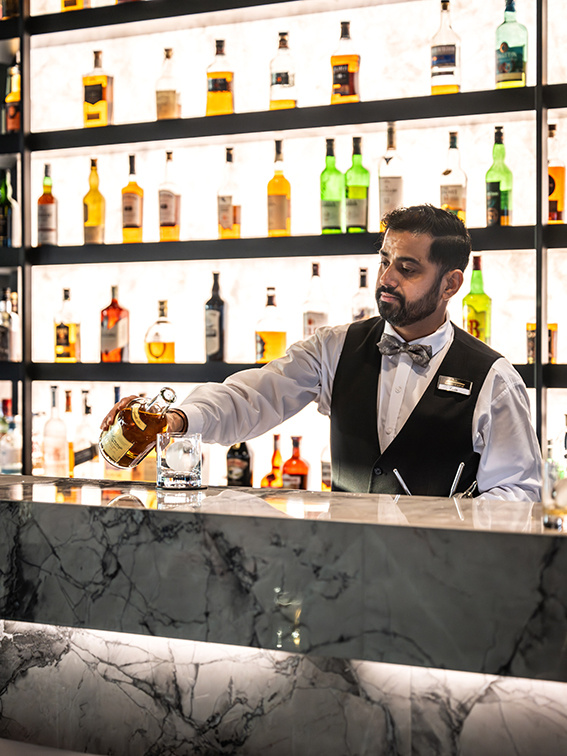 Scenic Lounge, Whisky Bar