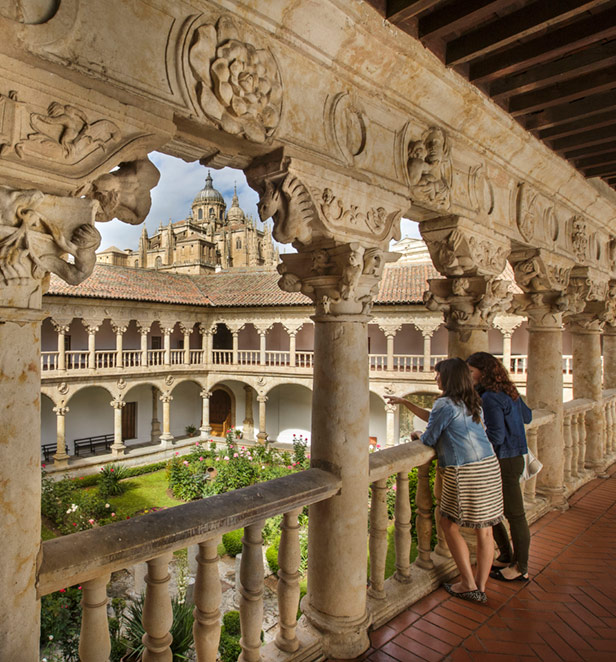 Two women at the Convento de las Dueñas in Salamanca, Spain