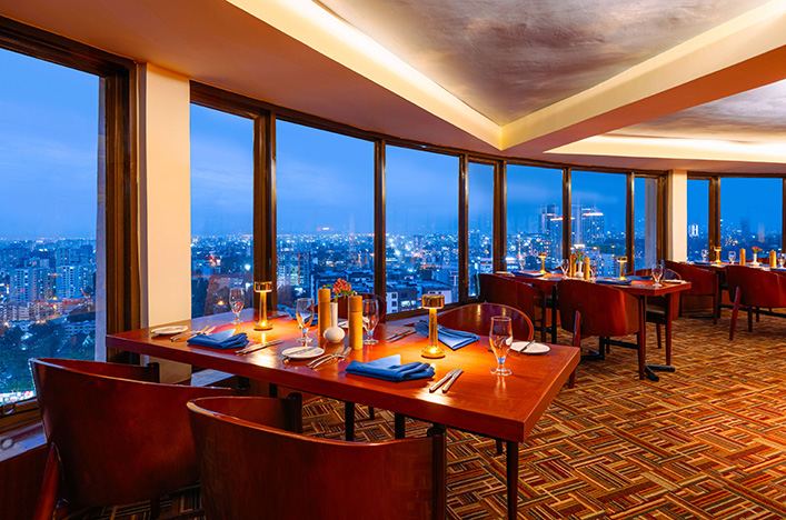 Movenpick Nairobi Hotel restaurant view
