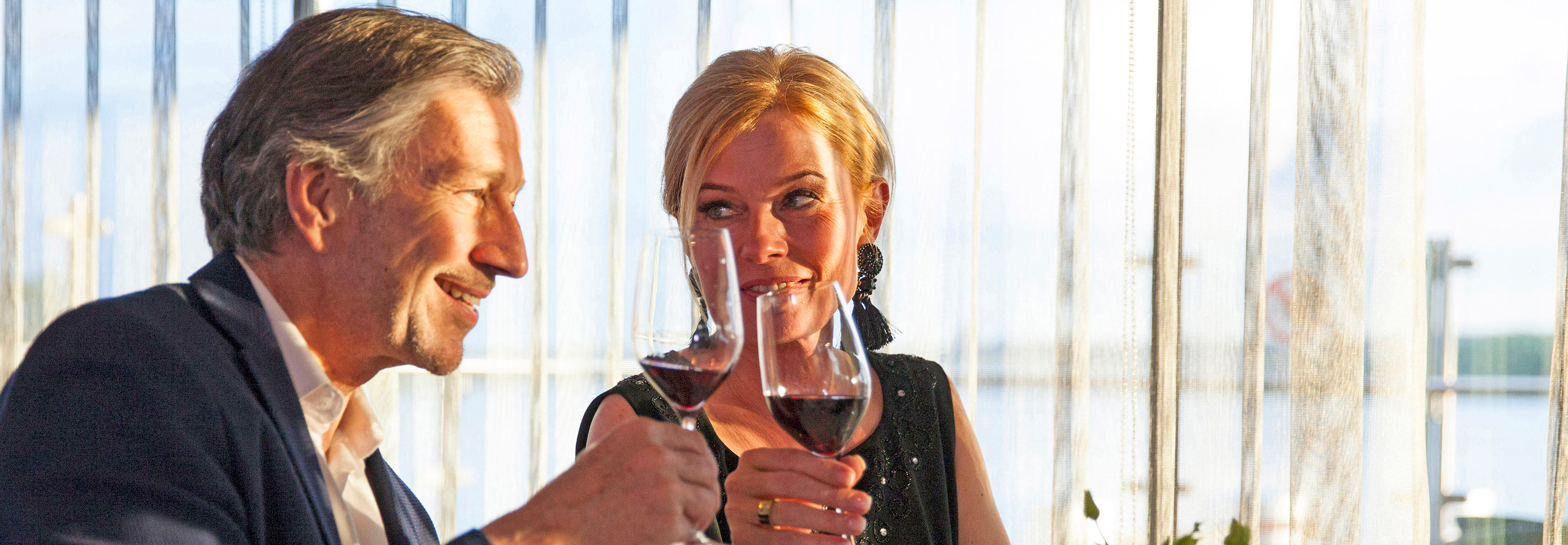 L'Amour Dining on board Scenic Diamond